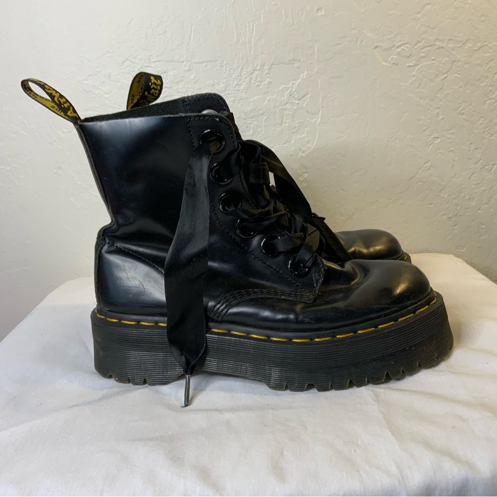 Dr Martens Molly Boots with Ribbons Laces